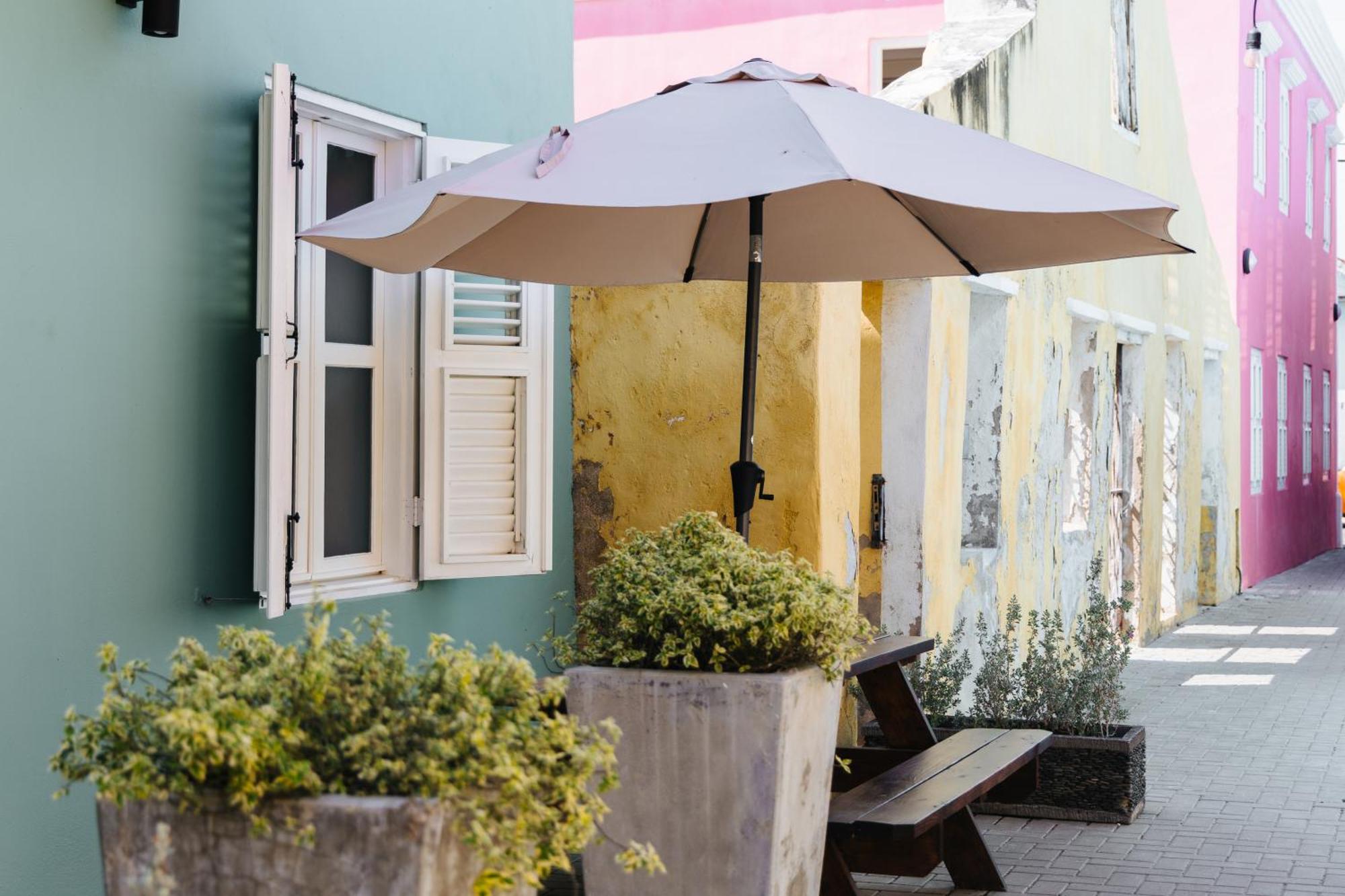 Pietermaai Oasis Aparthotel Willemstad Exterior foto
